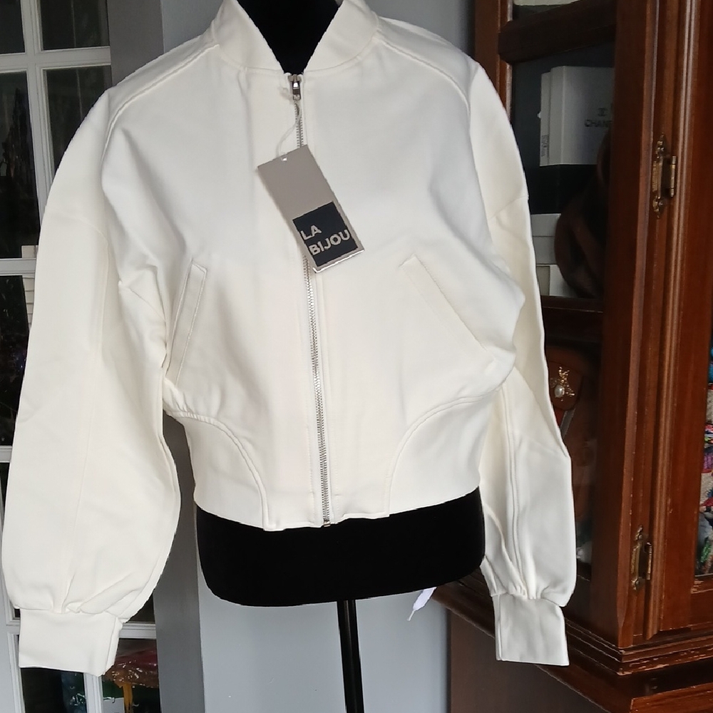 LA Bijou Cream Bomber Jacket - Cropped Lightweight Zip Closure